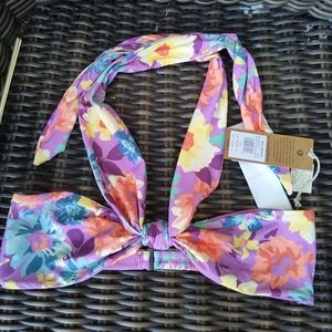 Bikini top Billabong x the Salty blonde small nwt